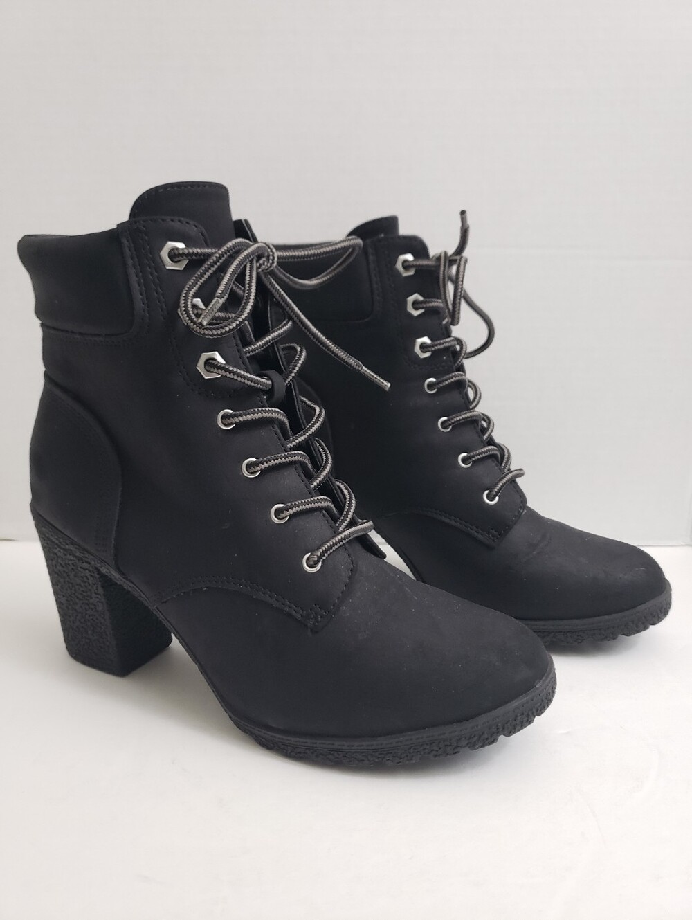 Size 10 White Mt. Black Dartford Heeled Lace Up Combat Boots